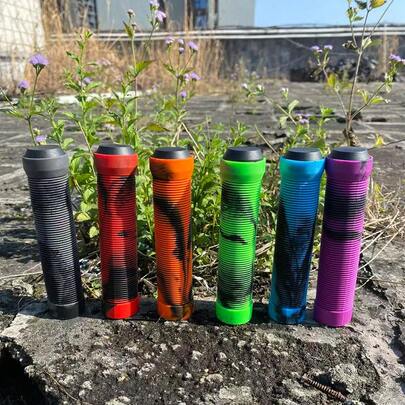 MOTSUV Bicycle Handlebar Grips, Soft Rubber BMX Mountain Bike Off-Road Handlebar Covers