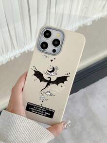 Ốp lưng điện thoại da rồng trắng đen thời trang chống sốc họa tiết rồng cổ điển, chất liệu giả da, màu kem trắng với hình rồng đen bay và sao, trăng, mây, phong cách giả tưởng, bảo vệ điện thoại, tương thích với dòng & Galaxy, quà tặng cho người yêu thích giả tưởng, nam nữ, sử dụng hàng ngày. Tương thích với iPhone 11/12/13/14/15 Pro Max/16/16 Plus/16 Pro/16 Pro Max/17 Pro Max/17, ốp lưng, vỏ bảo vệ, Galaxy S25/ A56 5G/ A55 5G/ A26/ A16, quà tặng sinh nhật, kỷ niệm mùa xuân. - trắng - Xem 7