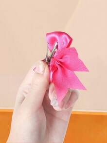 16/8/4pcs/Set Ensemble de pinces à cheveux avec nœud en strass, épingles à cheveux en texture satinée multicolore, combinaison d'accessoires de tête douce et exquise, fabriquée en matériau satin, surface lisse et brillante, toucher délicat et doux, montrant une qualité haut de gamme, améliorant le raffinement de l'apparence globale - Convient aux femmes et aux filles, que ce soit un style vif et ludique, un style de dame élégante ou un style simple quotidien, vous pouvez trouver la couleur correspondante pour répondre aux différents besoins de tenue - Multicolore - Voir 5