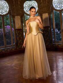 Faeriesty Elegante vestido de noche con hombros descubiertos, con corpiño estructurado y vestido de gasa fluido - Diseño lujoso y clásico adecuado para sesión de fotos de boda, boda de lujo, aniversario romántico, cena formal y eventos de gran gala de primavera - Dorado - Ver 12