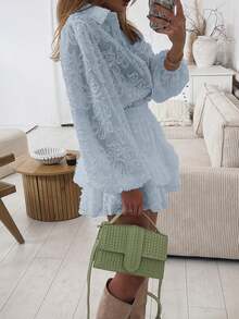 Bộ đồ nữ Vusalt mùa xuân tối giản, phong cách công sở, chất liệu jacquard, mỏng nhẹ, tay dài, cổ bẻ, cài nút, phối cùng chân váy ngắn xếp ly, thích hợp cho ngày Valentine, kỳ nghỉ biển, dã ngoại, các dịp thường ngày. Áo sơ mi trắng phù hợp cho đi làm hàng ngày, công sở, đi học. - Rửa nhẹ - Xem 2