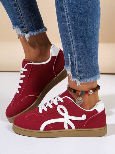 女士春秋新款休闲鞋，防水防滑易清洁圆头低帮舒适百搭小白鞋，撞色运动休闲鞋，复古风运动鞋，四季皆宜