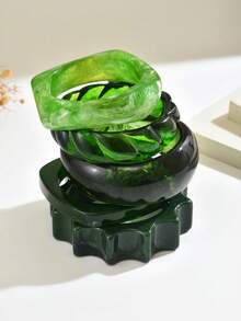 1pc Vintage Versatile Asymmetrical Green Tie Dye Resin Bracelet, Exaggerated Personalized Autumn/Winter Creative Tie Dye Geometric Resin Bracelet, Lightweight Luxurious Accessory Suitable For Women's Daily, Vacation, Party Wear (Tie Dye Pattern Random) - Green - View 2