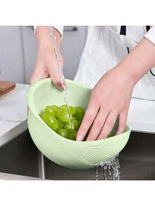 这款多功能塑料沥水篮/过滤器可用作沥水篮、水果碗或带把手的洗衣篮。它是厨房收纳的理想之选，可帮助您高效利用厨房空间。它可用于沥干水果、蔬菜、米饭和谷物。——厨房配件收纳篮。 - 彩色 - 查看 10