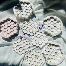 5pcs Resin Mold DIY Honeycomb Coaster Mold, Beehive Coaster Mold, Silicone Mold For Jewelry Making - Honeycomb Coaster Mold Set - View 2