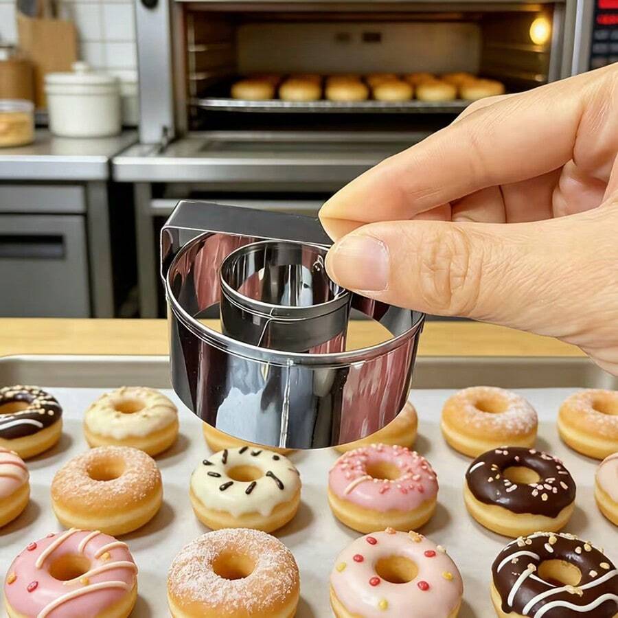 1/2pcs Stainless Steel Doughnut Cutter, 2.56 Inch Doughnut Cutter With Handle, Professional Baking Tool For Making Perfect Doughnuts, Bagels, Cookies - Silver - View 1
