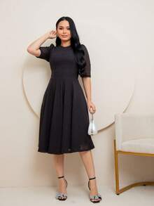 Women's Midi Dress In Knit Fabric With Lace Detail, Half Sleeves, Flared Skirt, Fitted Waist, Elegant Finish, Premium Finish. Perfect For Christmas, New Year's, And Holiday Celebrations. - 黑色 - 查看 12