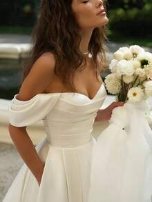 Classic Simple Off Shoulder Pleat A Line Satin Formal Wedding Dress,Registry Office Dresses Engagement Bridal Gown,Evening Party Dress Birthday Party Dress Country Wedding,Romantic Church Ceremony Wedding Dress,Suitable For Wedding,Dating,Party,Singles' Party,Vacation,Formal Occasions,Dinner Dress,Prom Dress,Homecoming Dess,Cocktail Party,Wedding Guest Dress,Graduation - 白色 - 查看 3
