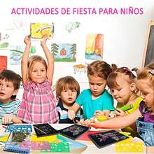50 PACK Scratch Art, Libros para Colorear Mayoreo, Papel de Arteíris con 50 Lápices y 4 Cuatro Plantillas de Dibujo, Juguetes para Fiestas Infantiles, Premios, Regalitos, Recuerdos para Niñas, Día Del Niño Escuela - paquete de 40 - Ver 6