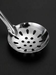 1pc Unisex Stainless Steel Silver Heat-Resistant Handle Precision Spout Fat Separator Spoon, Soup Pot BBQ Kitchen Essentials Wall-Mountable Home Kitchen Utensil Kitchen Gadgets Kitchen & Home Tool Random Delivery - Multicolor - View 11