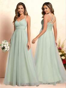 优雅蕾丝拼接吊带伴娘礼服，适合婚礼、度假、生日、毕业典礼及其他场合。