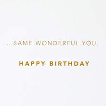 YQQ Hallmark Tarjeta de cumpleaños de la firma estantería1212 - Estante para libros - Ver 3