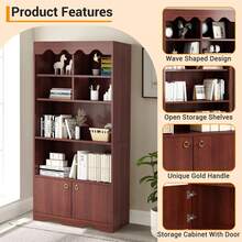 Estantería de 160 cm de alto con armario, de madera de 5 niveles con tablero ondulado, 6 cubos y armarios de 2 puertas, moderna estantería con tiradores dorados para sala de estar, dormitorio y oficina en casa, color nogal. - Color madera de nogal - Ver 6