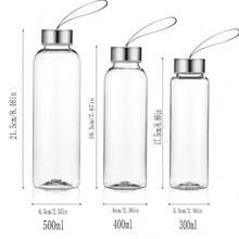 1 bình nước nhựa trong suốt cầm tay, thích hợp sử dụng ngoài trời. - Trong sáng - Xem 5