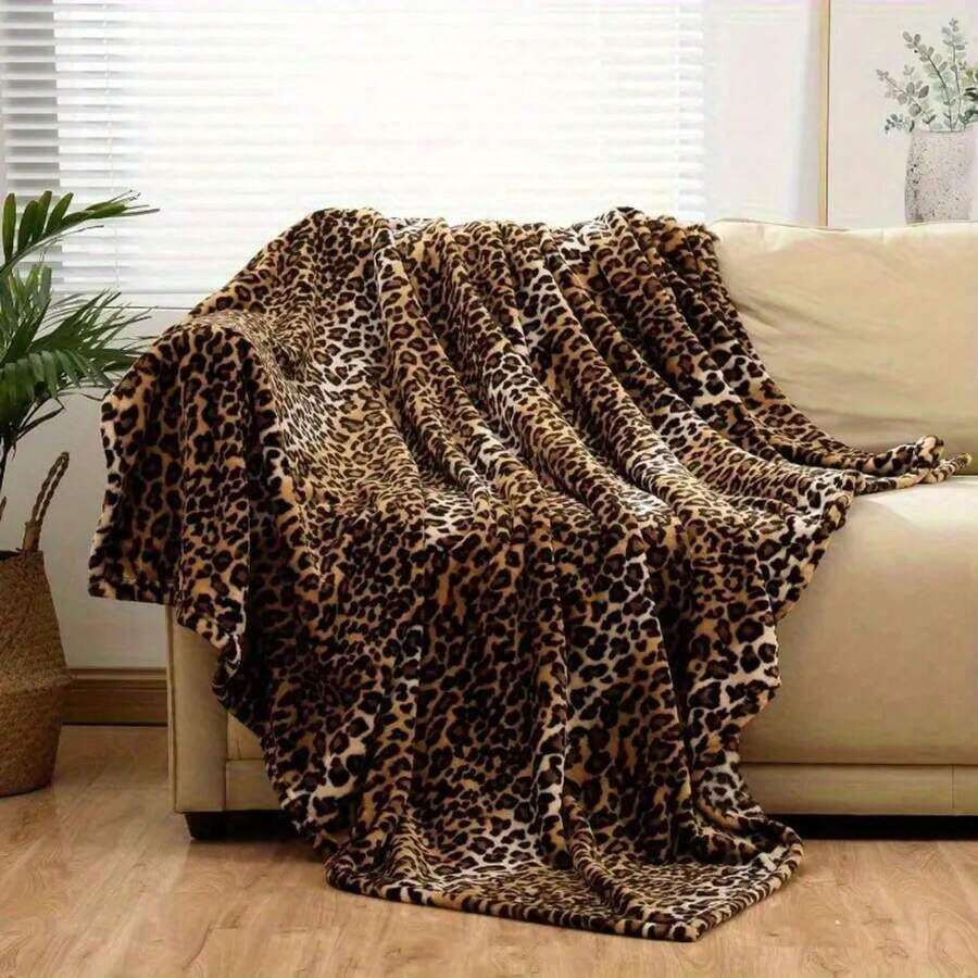 Plush Leopard Print Sofa Throw Blanket - Ultra Soft, Lightweight, Design Bed, Couch, Recliner & Travel - All-Season Comfort, -Pilling, Suitable Adults And TeensSuper Soft Throw Blanket   Flannel Plaid Blanket Animal Blanket - Multicolor - View 1