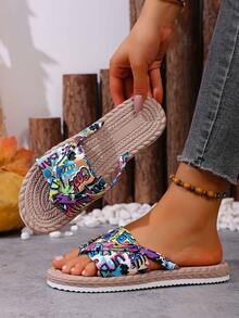 Women's Fashion Simple Lightweight Flip Flop Sandals - Letter - View 3