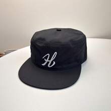 1pc Soft Top Color Block Retro Skateboard 5-Panel Cap, Women Camouflage Flat Brim Hat, New American Letter Contrast Color Baseball Cap, Unisex Fashion Simple Casual Sun Hat, Outdoor Street Skater Hippie Chicks Style