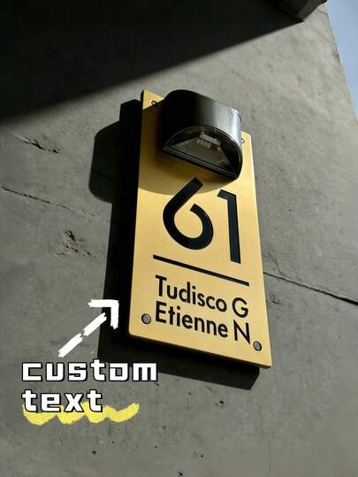 1Pc Sun-Powered Anthracite Address Plaque-Customize Your House Number And Address,Cottage Lower-Line Look, Frosted Solar Panel, Dusk-To-Dawn 10 Hr Glow,No-Wire Wall Or Install, First-Home Keepsake, Winter-Entry Accent, Holiday House-Warming Gift