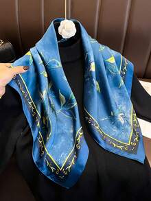 1条优雅印花27.6英寸丝滑小方巾，女士头巾，多功能领带，时尚发带，发饰，防晒围巾 - 藍色 - 查看 2