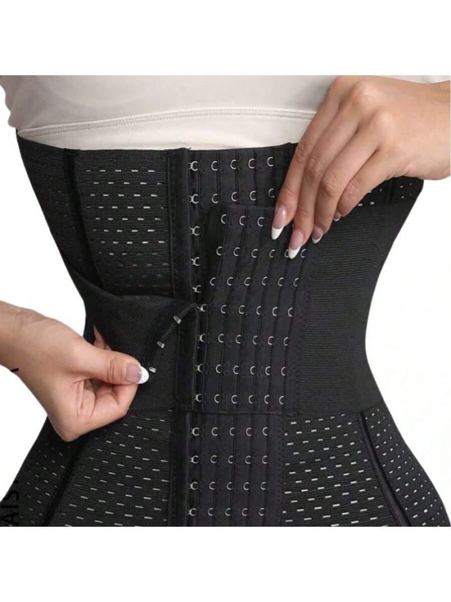 Cinturón abotonado - Negro, disponible en tallas XL/XXL