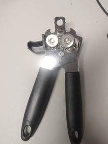 1pc Multi-Function Manual Can Opener, 3-In-1 Can Opener/Bottle Opener, Kitchen Can Opening Tool - Multicolor - View 5