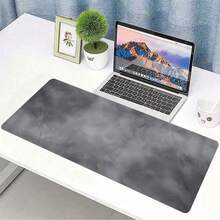 1 tấm lót chuột cao cấp tối giản, thiết kế vân xám ngang, đế cao su chống trượt, có thể giặt và thiết kế công thái học, lý tưởng cho văn phòng hoặc phòng học hiện đại, món quà hoàn hảo cho bạn bè và gia đình. Thích hợp cho chơi game tại bàn, phụ kiện lý tưởng cho văn phòng phẩm, dùng được cho máy tính để bàn. - Xám - Xem 3