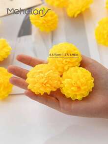 MEHELANY 30/15/6 bông hoa cúc rời mỗi gói, hoa giả bằng lụa màu vàng, thích hợp để trang trí Giáng sinh, Lễ hội Ngày của người chết, các lễ hội khác, tự làm vòng hoa cúc, trang trí Halloween, trang trí đám cưới kiểu Mexico, trang trí tiệc/tiệc mừng em bé, trang trí tiệc mùa thu, trang trí Lễ Tạ ơn, trang trí ngày lễ, Ngày lễ tình nhân, quà tặng sinh nhật/tốt nghiệp, trang trí mùa thu, v.v. - Màu vàng - Xem 4