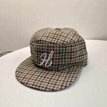 1pc Soft Top Color Block Retro Skateboard 5-Panel Cap, Women Camouflage Flat Brim Hat, New American Letter Contrast Color Baseball Cap, Unisex Fashion Simple Casual Sun Hat, Outdoor Street Skater Hippie Chicks Style