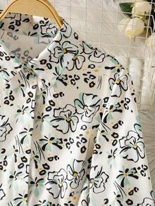 Women's Casual Elegant Long Sleeve Shirt With All-Over Arabic Print