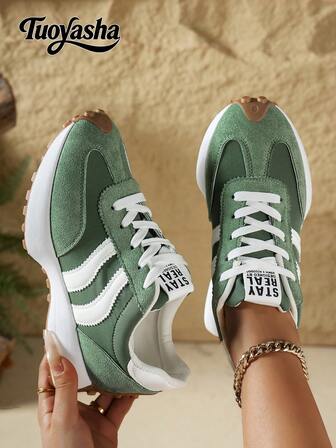 女士低帮厚底厚底运动鞋，系带圆头，休闲风格，减震橡胶鞋底，四季皆宜，人造革和织物鞋面，适合搭配牛仔裤、连衣裙和职业装。