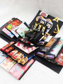 Bộ hộp quà bất ngờ nổ tung 1 chiếc - Đa năng, phù hợp cho Ngày Valentine, Sinh nhật, Đám cưới, Cầu hôn và các dịp đặc biệt khác. Hộp quà bất ngờ tự làm kèm album ảnh này bao gồm nhiều lớp lót, nhiều phụ kiện và ruy băng trang trí, là bao bì lý tưởng cho quà tặng tiệc tùng. - Nhiều màu - Xem 2