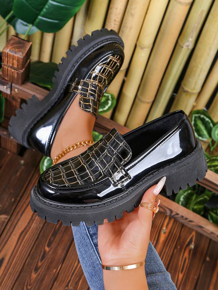 Round Toe Thick Sole Casual Versatile Slip-On Comfortable Non-Fatiguing 2026 New Arrival Gold Pebble Texture Design Loafers, Suitable For Students And Daily Wear With Dresses, Women Shoes - Black - View 1
