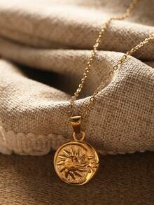 1件不锈钢项链 简约金色项链 日月项链 防水锁骨链饰品 圆形硬币吊坠项链 女士礼物 - 金色 - 查看 3