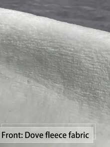 这款镀金圆顶装饰品，以深蓝色为底，饰以镀金圆顶花卉图案，融合建筑拱形元素，营造出庄严肃穆的氛围。圆顶和卷轴纹饰均为经典艺术元素，赋予其神圣优雅的气质。此类物品符合宗教文化的审美特征，镀金工艺更提升了仪式感，兼顾了文化内涵与用户体验。 - 彩色 - 查看 9