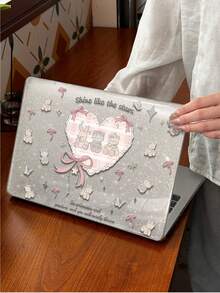 1个透明亚克力笔记本电脑保护壳，饰有心形、蝴蝶结和小熊图案，轻巧防指纹，提供全方位保护，带有3D散热孔，适用于Air13 2025/Pro 16 M4/M3/M2/Air13 2020 M1，是学习和工作的必备品。