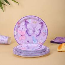 一套紫色花朵蝴蝶图案的一次性餐盘、餐巾纸、杯子、桌布和横幅，可供16位客人使用，适用于生日、婚礼、主题派对、家庭野餐等场合。 - 彩色 - 查看 3