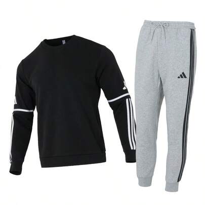 Adidas Herrträningsoverall: fleecefodrad tröja + fleecefodrade byxor. Bekväm, mjuk, avslappnad, sportig och rundhalsad fleecefodrad tröja för vardagsbruk, lätta, bekväma, enkla stickade fleecefodrade byxor för vardagsbruk.