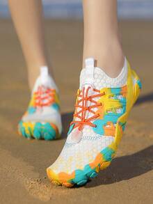 Youth Girls' Wide Footbed Yellow And White Beach Swimming Comfort Quick-Dry Non-Slip Lightweight Creek Shoes/Wading Shoes