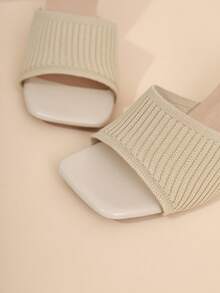 Dép xăng đan cao gót 2-3 inch dành cho nữ, kiểu dáng trung bình, thích hợp đi ngoài trời, mẫu thời trang Hàn Quốc mùa xuân/hè 2025, chất liệu vải, phù hợp cho tiệc bãi biển, đám cưới, công sở. - Màu be - Xem 10