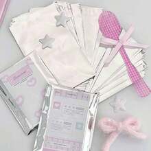 300个/10袋 自粘礼品袋 小卡片膜 自粘袋 镜面膜 徽章封口盲袋 礼品袋 小卡片外包装 适用于派对礼品珠宝包装 万圣节 圣诞节 婚礼、聚会、旅行、毕业典礼、生日、周年纪念日 OPP袋 烘焙食品 - 彩色 - 查看 10