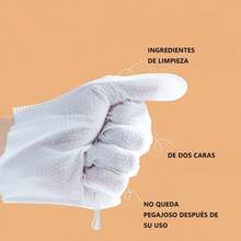 6 toallitas por paquete Toallitas Pet Glove + Toallitas limpiadoras universales para gatos y perros Sin fragancia, hipoalergénicas / Material de doble cara Adecuadas para la limpieza diaria del pelaje / Cuidado durante las salidas / Aseo de mascotas pequeñas Limpian y desodorizan / Acondicionan y suavizan el pelaje No se pegan después de su uso / Seguras si se lamen Cómodo envase individual - Blanco - Ver 6