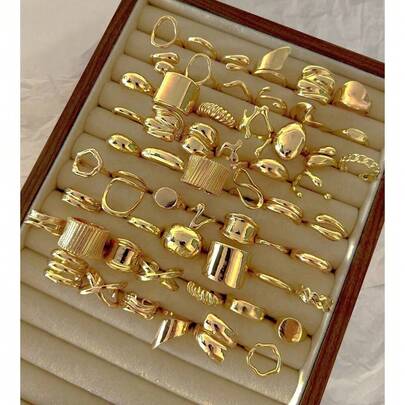 Bộ 15 chiếc nhẫn kim loại dày dặn, hình học bất đối xứng, thời trang dành cho nữ, phù hợp để đeo hàng ngày.