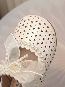 1双女童时尚优雅简约舒适珍珠蕾丝蝴蝶结花朵装饰软底公主平底鞋 - 象牙白色 - 查看 12