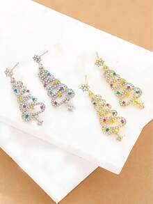 1 Pair Retro And Elegant Silver Artificial Christmas Tree Earrings Are Suitable For Ladies To Wear During The New Year Christmas, Valentine's Day, Christmas Season Weddings, Daily Occasions And The Holiday Valentine's Day