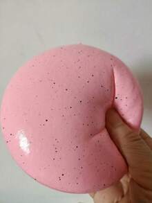 新款草莓慕斯蛋糕慢回弹减压捏捏乐玩具，圣诞礼物，节日派对礼品，生日礼物，开学奖励