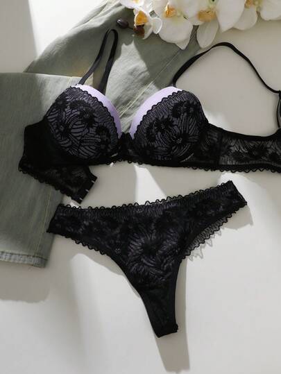1套女士撞色蕾丝钢圈舒适内衣套装