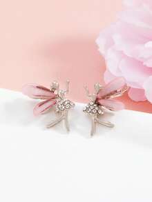 1 Pair Cute Korean Style High-End Elf Stud Earrings, Niche Fairy Sweet Cool Earrings - Silver + Pink - View 3