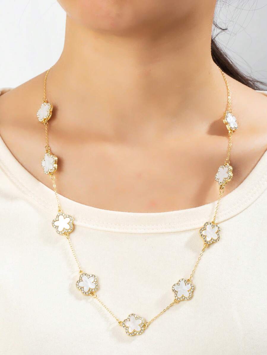 1pc Fashionable, Elegant & Charming Lucky 5-Petal Flower Necklace/Sweater Chain For Women - Multicolor 2 - View 1