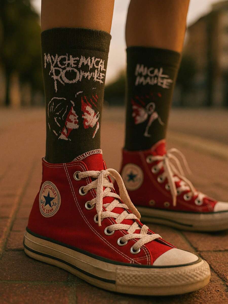 My Chemical Mid-Calf Socks - 黑色 - 查看 1