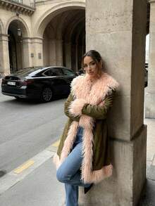 معطف أنيق أخضر زيتوني للنساء، جاكيت طويل مزين بفرو وردي اصطناعي، معطف فرو اصطناعي عصري بتصميم زوجة المافيا للحفلات الكرنفالية والسهرات الليلية - بني - مشاهدة 6